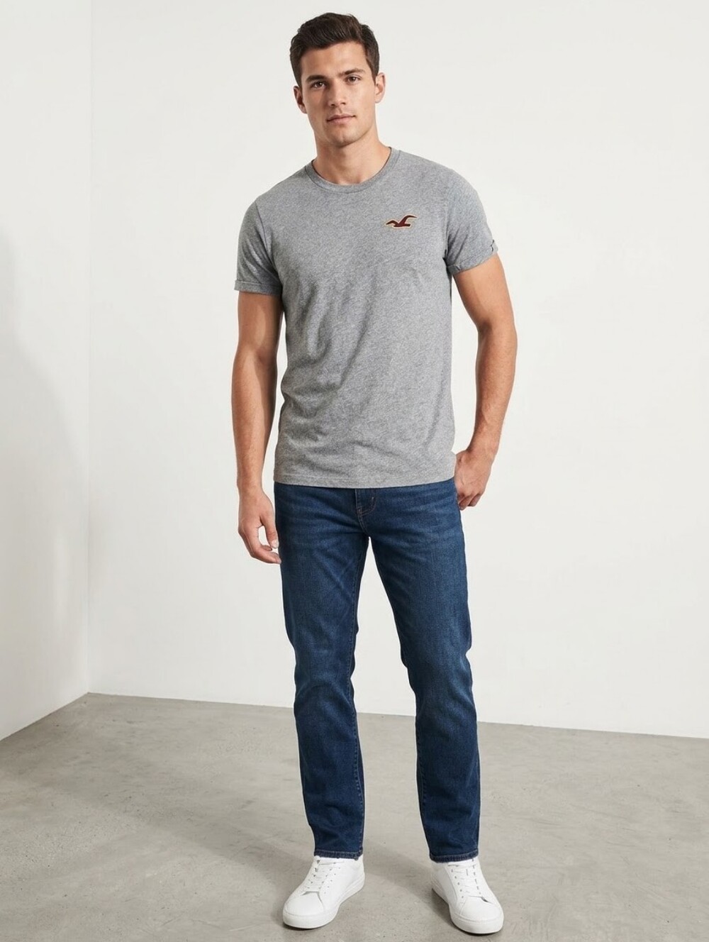 Hollister Men's Short Sleeve Crew Tee in Heather Gray S